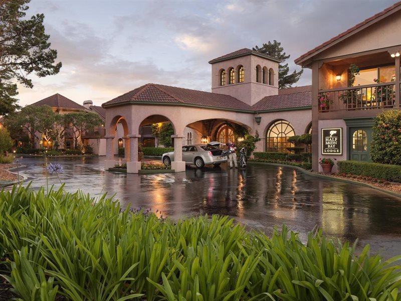 Half Moon Bay Lodge Bagian luar foto