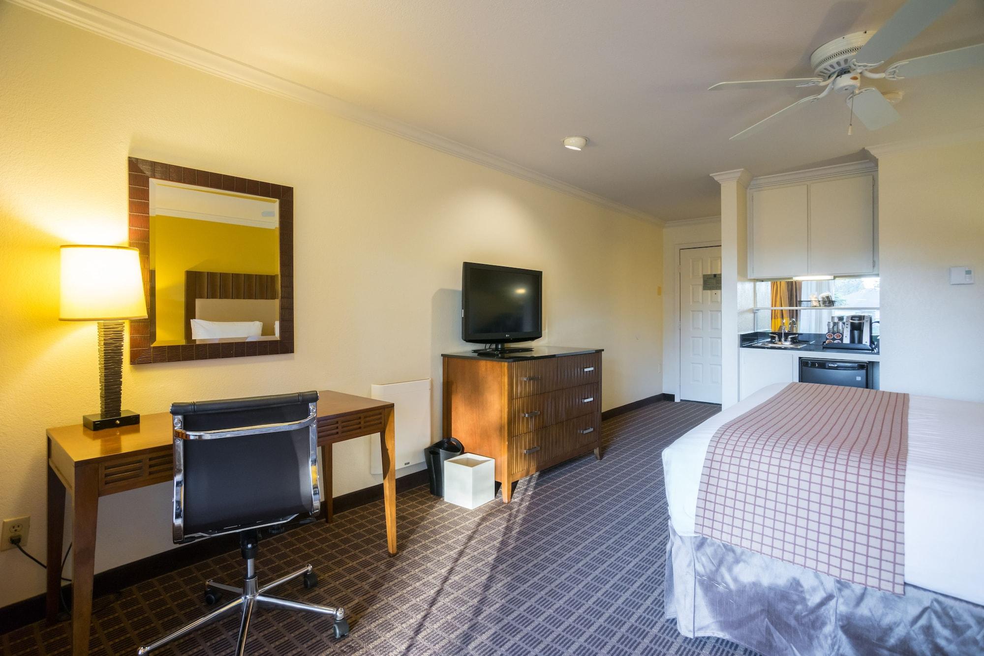 Half Moon Bay Lodge Bagian luar foto