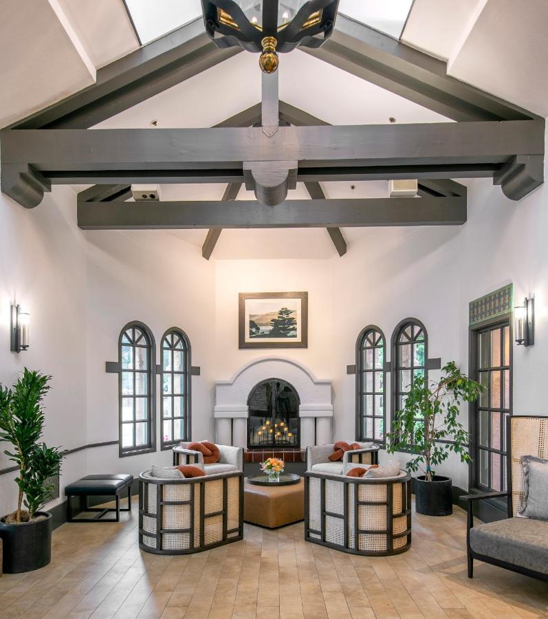 Half Moon Bay Lodge Bagian luar foto