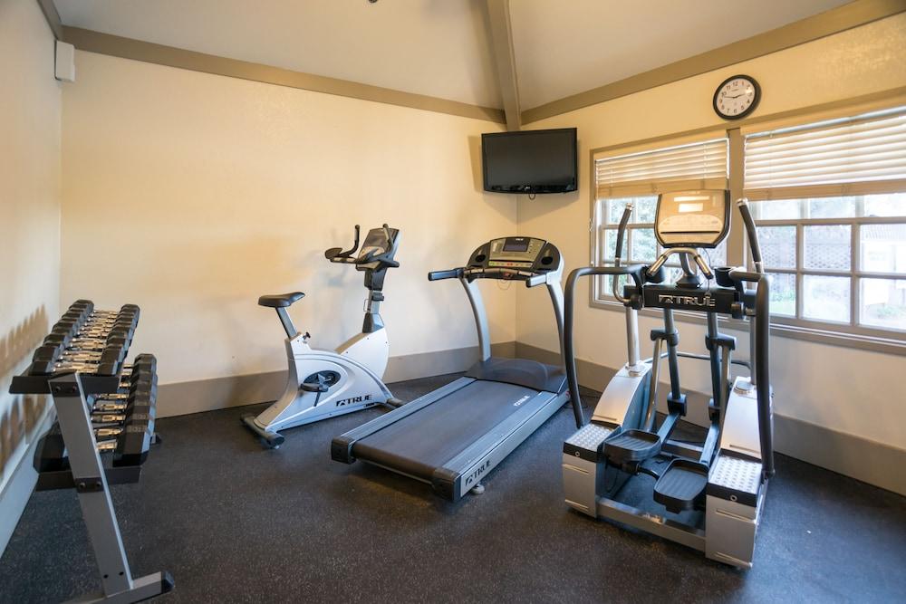 Half Moon Bay Lodge Bagian luar foto