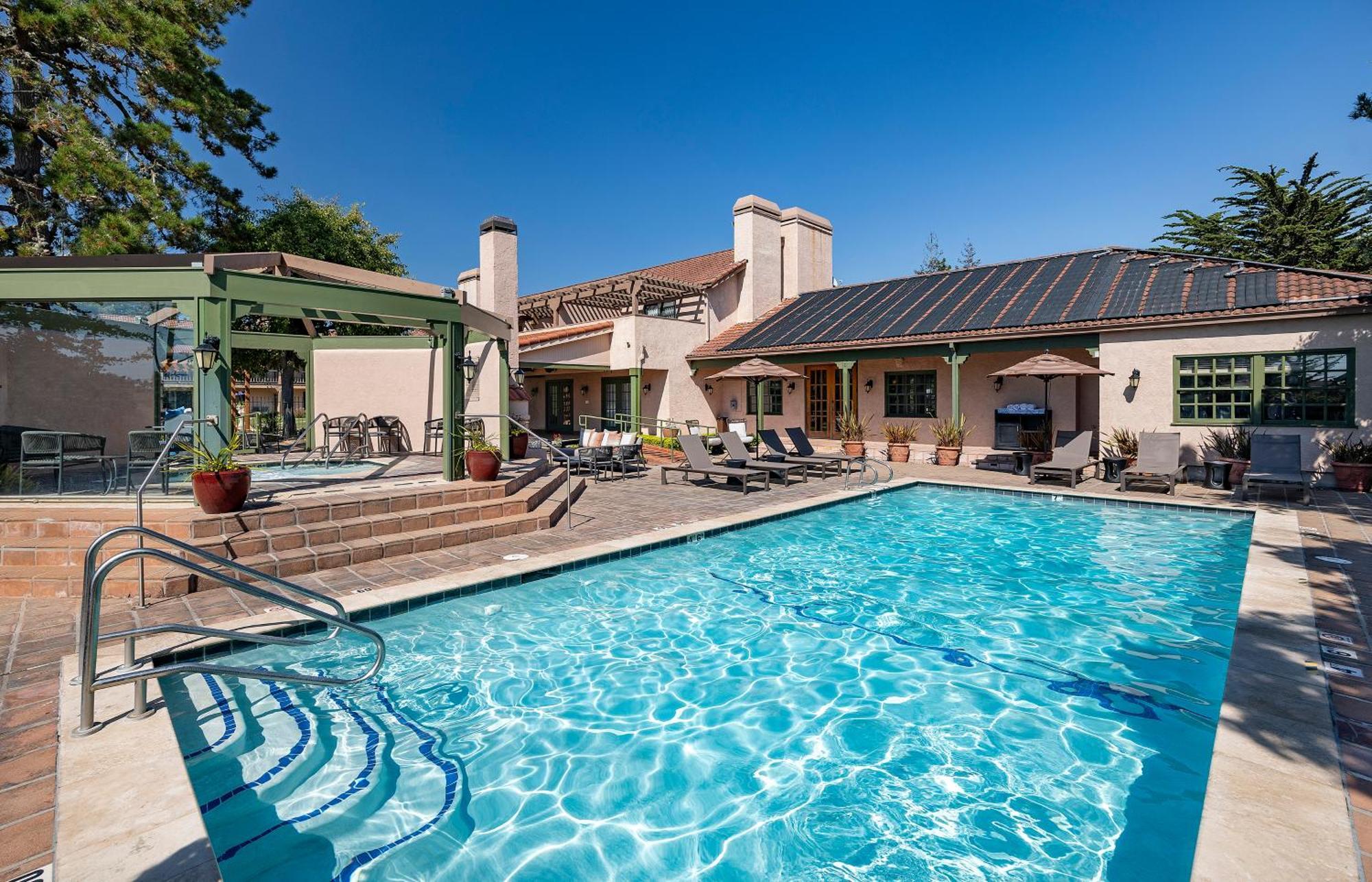 Half Moon Bay Lodge Bagian luar foto