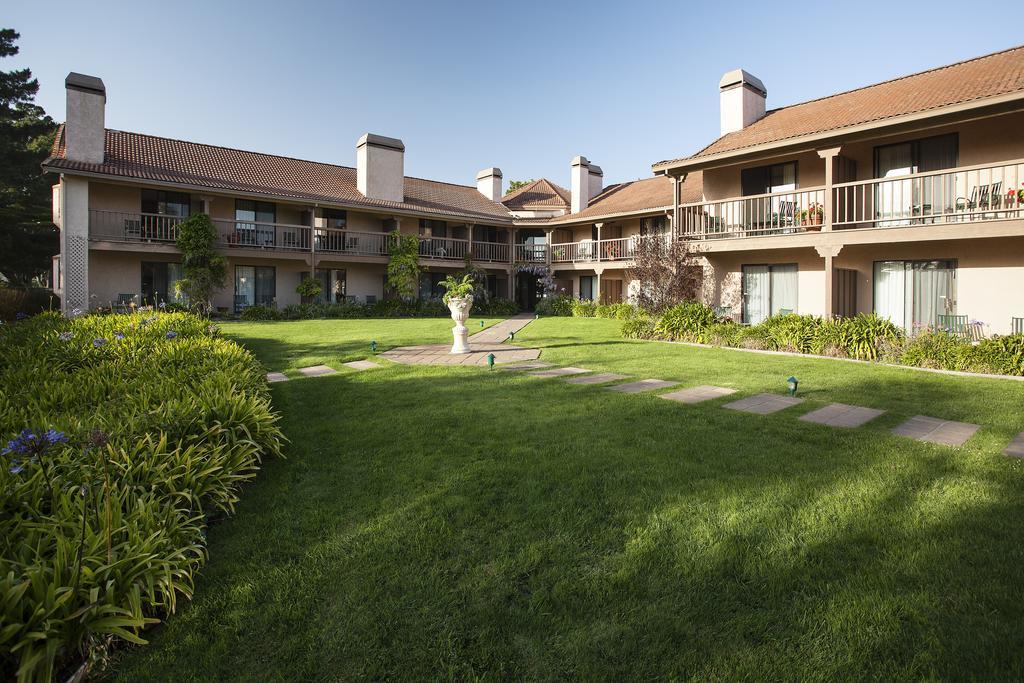Half Moon Bay Lodge Bagian luar foto